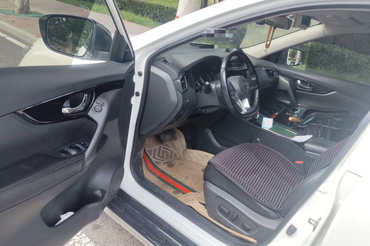 Used Nissan X-Trail 2019 2.0L CVT Smart Connect Comfort Edition 2WD Driver Seat