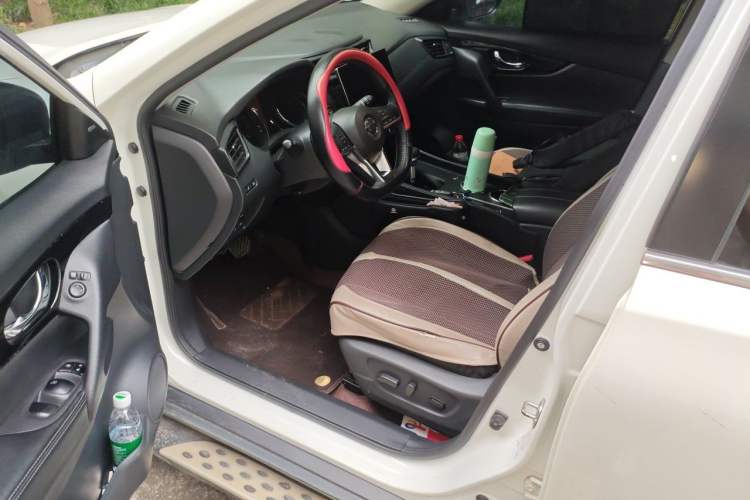Used Nissan X-Trail 2019 2.0L CVT Comfort Edition 2WD Driver Seat