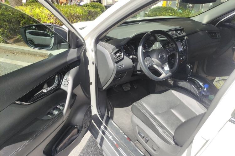 Used Nissan X-Trail 2019 2.0L CVT Comfort Edition 2WD Driver Seat