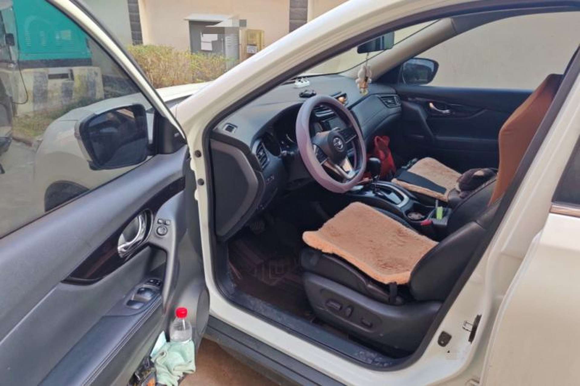 Used Nissan X-Trail 2019 2.0L CVT Smart Connect Comfort Edition 2WD Driver Seat