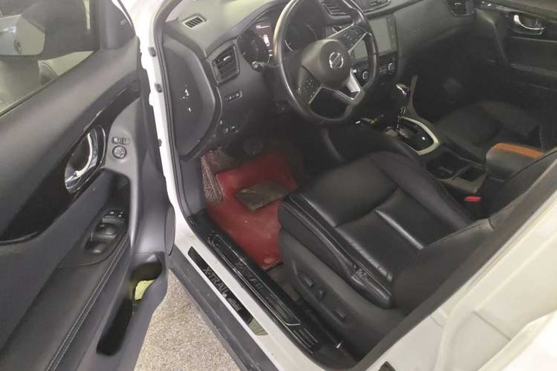 Used Nissan X-Trail 2019 2.0L CVT Smart Connect Comfort Edition 2WD Driver Seat