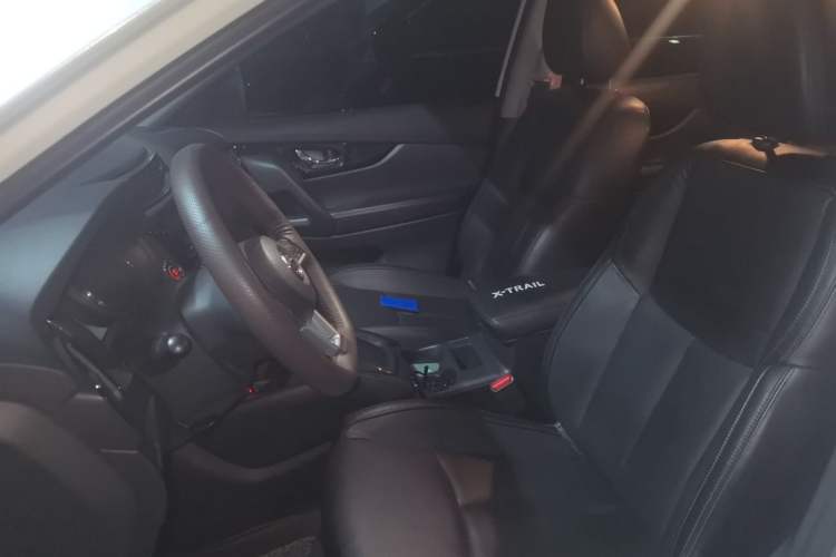 Used Nissan X-Trail 2019 2.0L CVT Smart Connect Comfort Edition 2WD Driver Seat