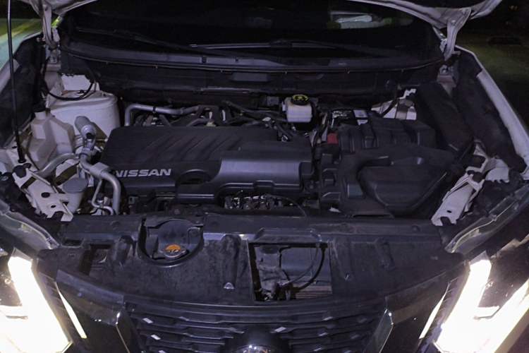 Used Nissan X-Trail 2019 2.0L CVT SmartConnect 7-Seater Comfort Edition 2WD Engine Bay