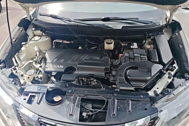 Used Nissan X-Trail 2019 2.0L CVT SmartConnect 7-Seater Comfort Edition 2WD Engine Bay