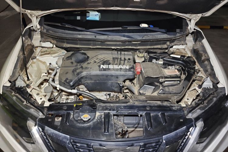 Used Nissan X-Trail 2019 2.5L CVT Smart Connect Luxury Edition 4WD Engine Bay