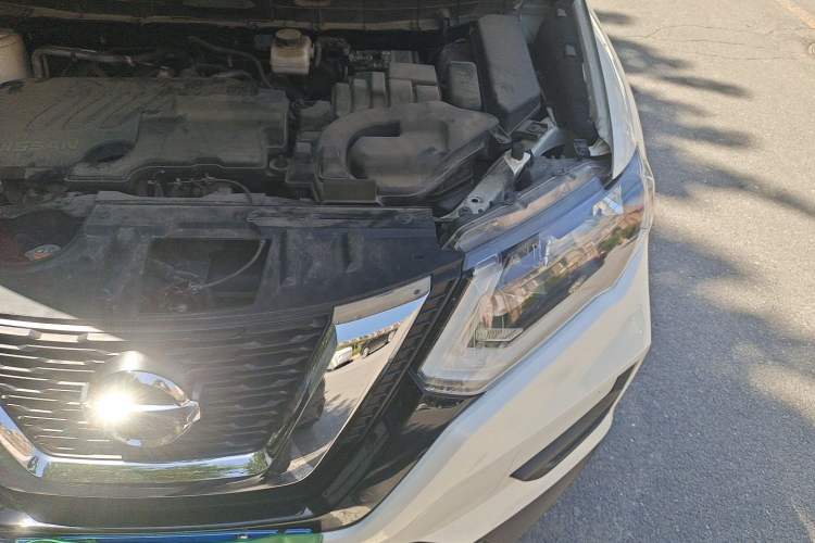 Used Nissan X-Trail 2019 2.0L CVT Comfort Edition 2WD Engine Bay Left