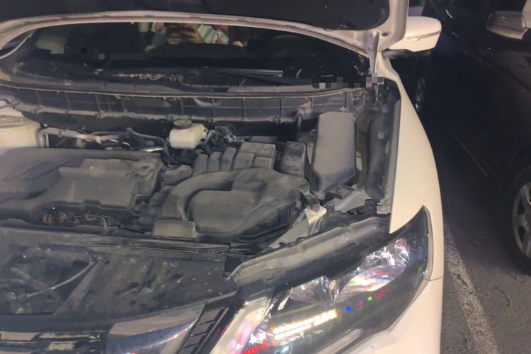 Used Nissan X-Trail 2019 2.0L CVT Smart Connect Comfort Edition 2WD Engine Bay Left