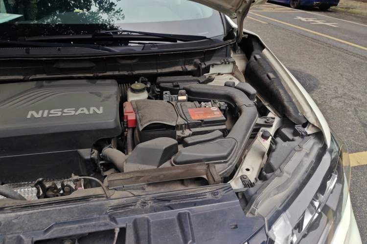 Used Nissan X-Trail 2019 2.5L CVT Smart Connect Luxury Edition 4WD Engine Bay Left
