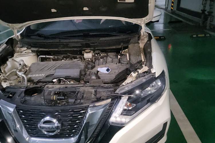Used Nissan X-Trail 2019 2.0L CVT Comfort Edition 2WD Engine Bay Left