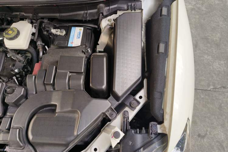 Used Nissan X-Trail 2019 2.0L CVT Smart Connect Comfort Edition 2WD Engine Bay Left