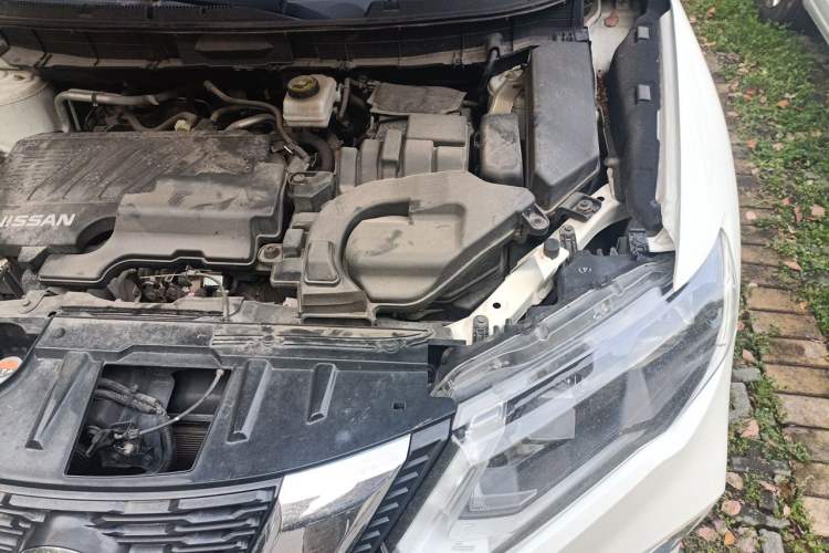 Used Nissan X-Trail 2019 2.0L CVT Smart Connect Comfort Edition 2WD Engine Bay Left
