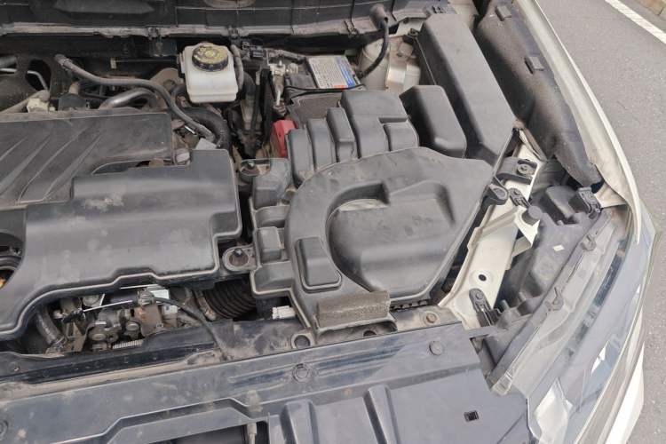 Used Nissan X-Trail 2019 2.0L CVT Smart Connect Comfort Edition 2WD Engine Bay Left