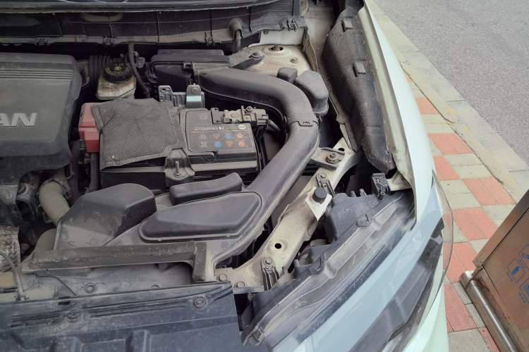 Used Nissan X-Trail 2019 2.5L CVT Smart Connect Luxury Edition 4WD Engine Bay Left