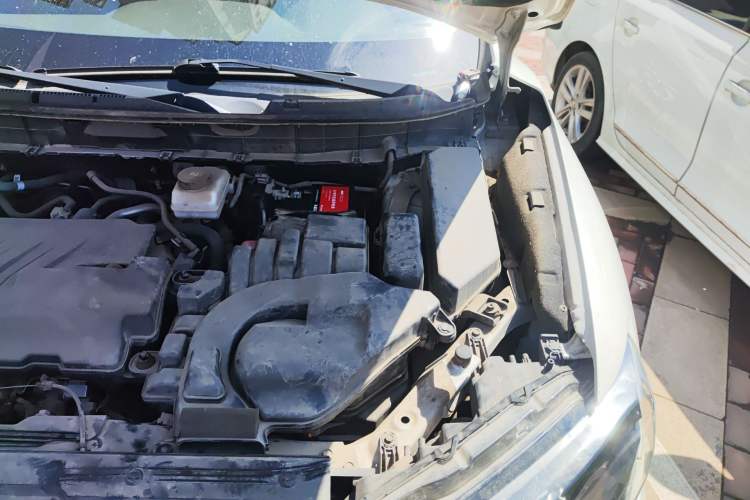 Used Nissan X-Trail 2019 2.0L CVT Smart Connect Comfort Edition 2WD Engine Bay Left