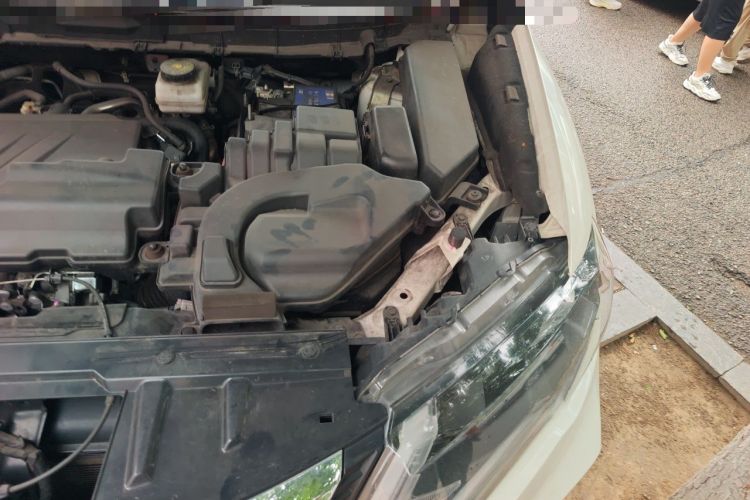 Used Nissan X-Trail 2019 2.0L CVT Smart Connect Comfort Edition 2WD Engine Bay Left