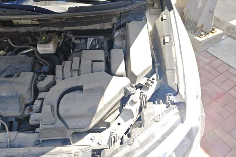 Used Nissan X-Trail 2019 2.0L CVT Smart Connect Comfort Edition 2WD Engine Bay Left