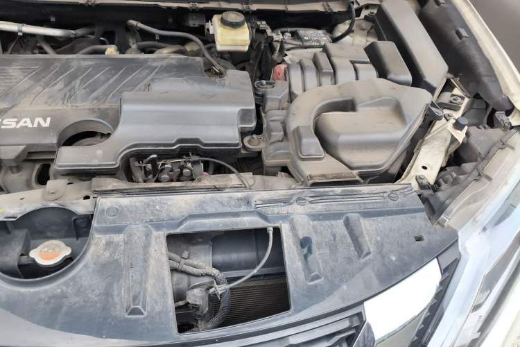 Used Nissan X-Trail 2019 2.0L CVT Smart Connect Comfort Edition 2WD Engine Bay Left
