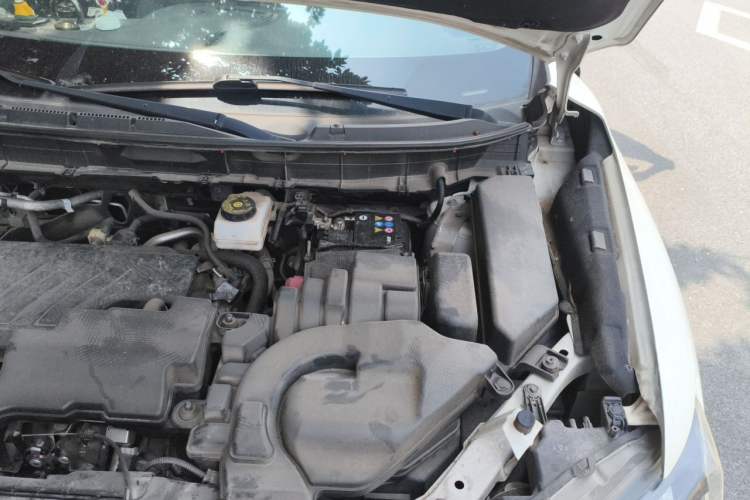 Used Nissan X-Trail 2019 2.0L CVT Smart Connect Comfort Edition 2WD Engine Bay Left