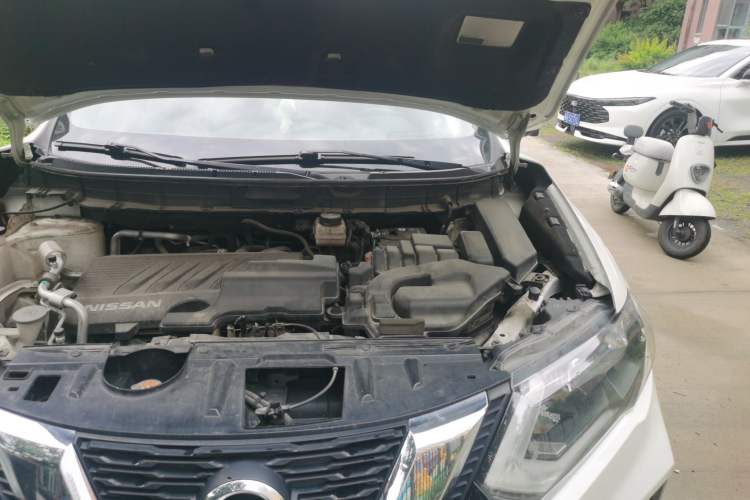 Used Nissan X-Trail 2019 2.0L CVT Comfort Edition 2WD Engine Bay Left