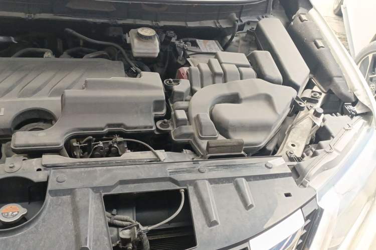 Used Nissan X-Trail 2019 2.0L CVT Smart Connect Comfort Edition 2WD Engine Bay Left