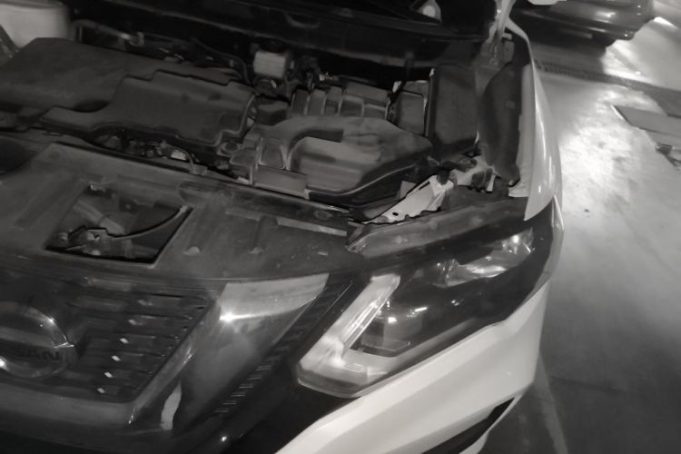 Used Nissan X-Trail 2019 2.0L CVT Smart Connect Comfort Edition 2WD Engine Bay Left