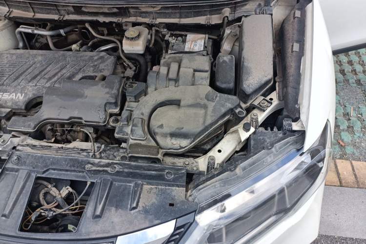 Used Nissan X-Trail 2019 2.0L CVT Smart Connect Comfort Edition 2WD Engine Bay Left