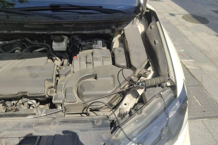Used Nissan X-Trail 2019 2.0L CVT Smart Connect Comfort Edition 2WD Engine Bay Left