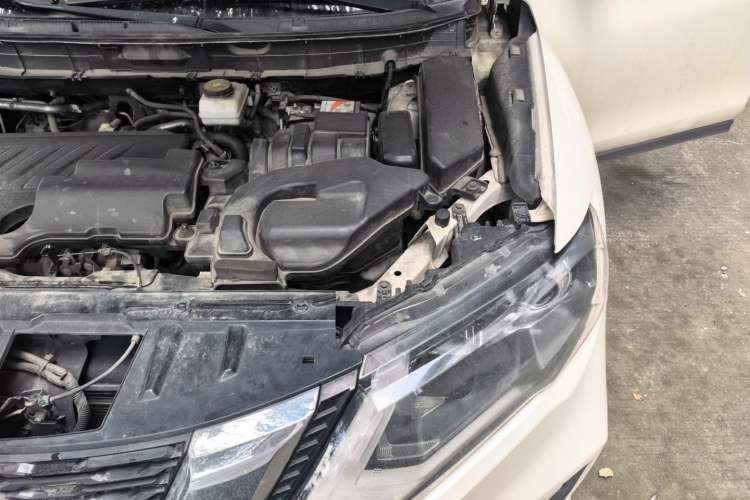 Used Nissan X-Trail 2019 2.0L CVT Smart Connect Comfort Edition 2WD Engine Bay Left