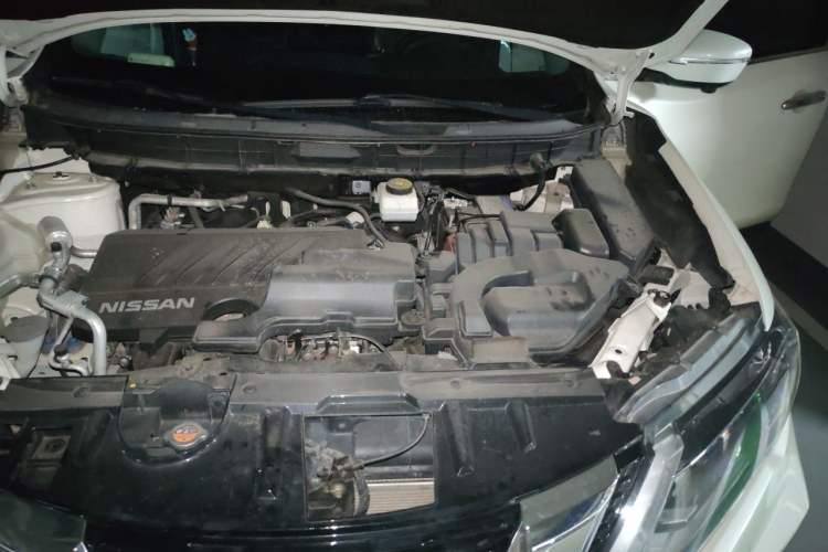 Used Nissan X-Trail 2019 2.0L CVT Smart Connect Comfort Edition 2WD Engine Bay Left