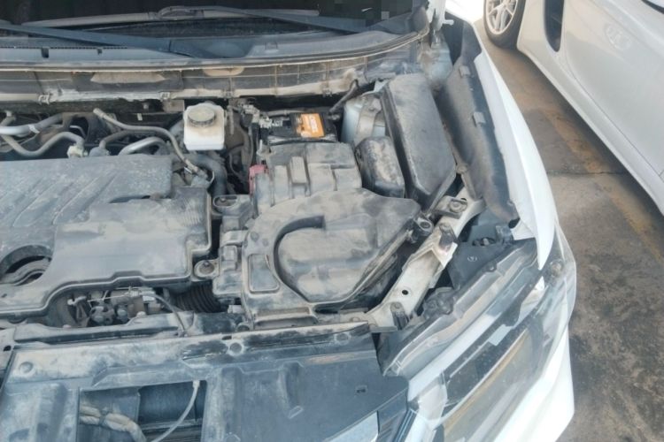 Used Nissan X-Trail 2019 2.0L CVT Smart Connect Comfort Edition 2WD Engine Bay Left