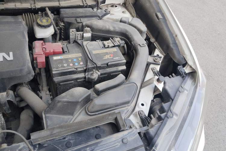 Used Nissan X-Trail 2019 2.5L CVT Smart Connect Luxury Edition 4WD Engine Bay Left