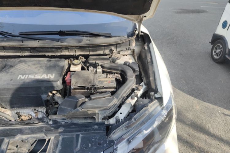 Used Nissan X-Trail 2019 2.5L CVT Smart Connect Luxury Edition 4WD Engine Bay Left
