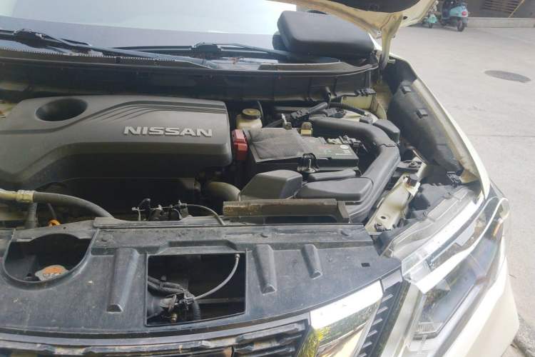 Used Nissan X-Trail 2019 2.5L CVT Smart Connect Luxury Edition 4WD Engine Bay Left