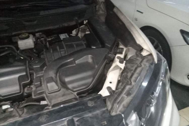 Used Nissan X-Trail 2019 2.0L CVT Smart Connect Comfort Edition 2WD Engine Bay Left