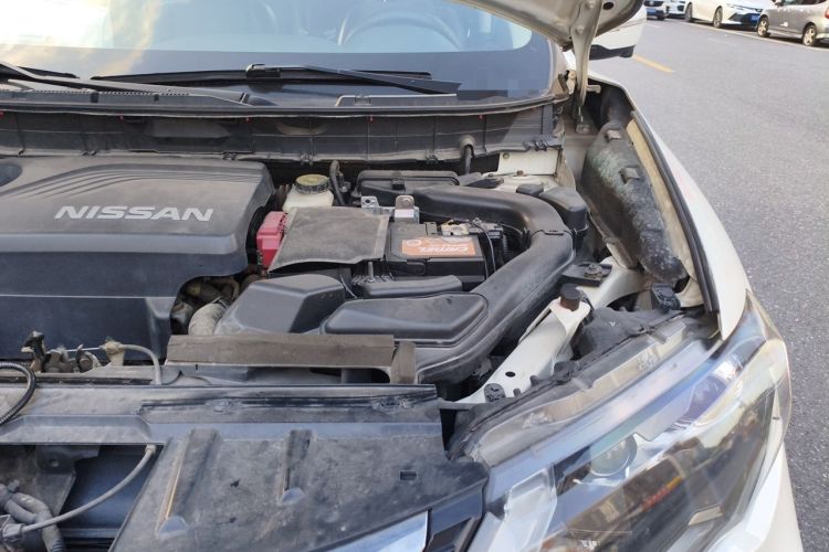 Used Nissan X-Trail 2019 2.5L CVT Smart Connect Luxury Edition 4WD Engine Bay Left