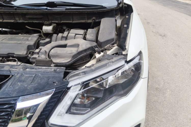 Used Nissan X-Trail 2019 2.0L CVT Smart Connect Comfort Edition 2WD Engine Bay Left