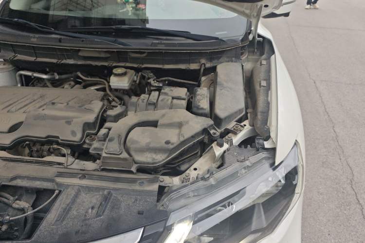 Used Nissan X-Trail 2019 2.0L CVT Smart Connect Comfort Edition 2WD Engine Bay Left