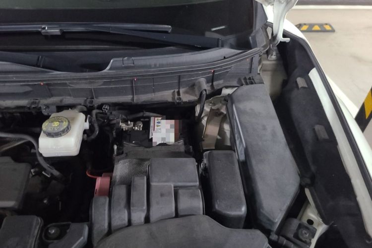 Used Nissan X-Trail 2019 2.0L CVT Comfort Edition 2WD Engine Bay Left