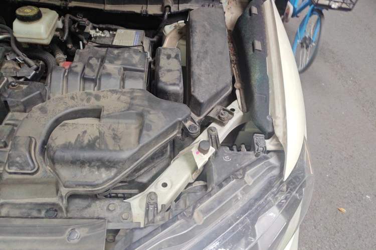 Used Nissan X-Trail 2019 2.0L CVT Smart Connect Comfort Edition 2WD Engine Bay Left