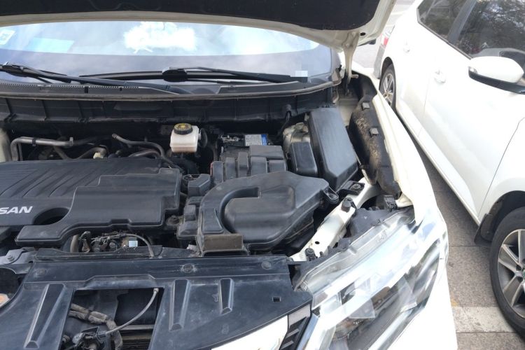 Used Nissan X-Trail 2019 2.0L CVT Smart Connect Comfort Edition 2WD Engine Bay Left