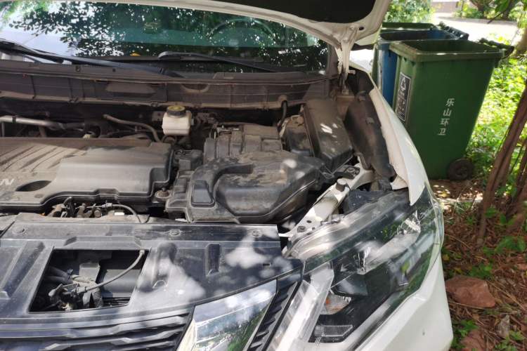 Used Nissan X-Trail 2019 2.0L CVT Smart Connect Comfort Edition 2WD Engine Bay Left