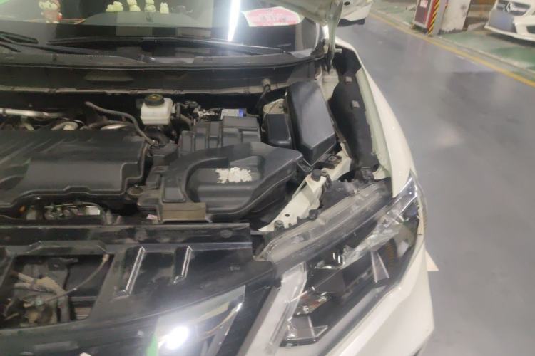 Used Nissan X-Trail 2019 2.0L CVT Smart Connect Comfort Edition 2WD Engine Bay Left
