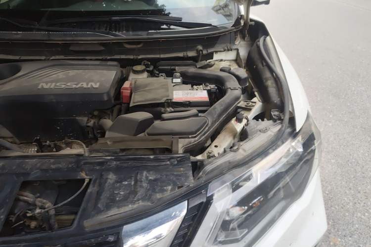 Used Nissan X-Trail 2019 2.5L CVT Smart Connect Luxury Edition 4WD Engine Bay Left