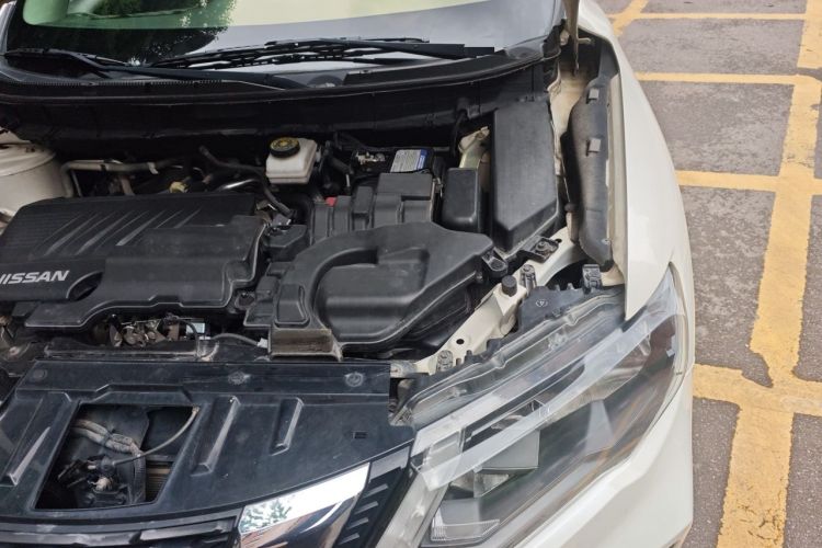Used Nissan X-Trail 2019 2.0L CVT Comfort Edition 2WD Engine Bay Left