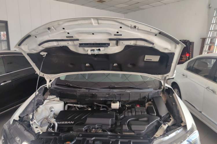 Used Nissan X-Trail 2019 2.0L CVT Smart Connect Comfort Edition 2WD Engine Bay