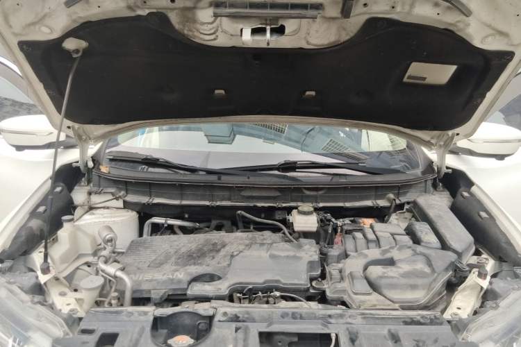 Used Nissan X-Trail 2019 2.0L CVT Comfort Edition 2WD Engine Bay