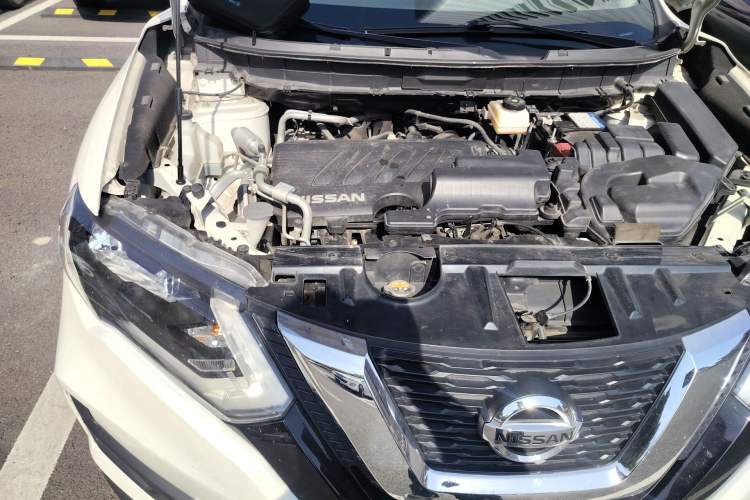Used Nissan X-Trail 2019 2.0L CVT Comfort Edition 2WD Engine Bay Right
