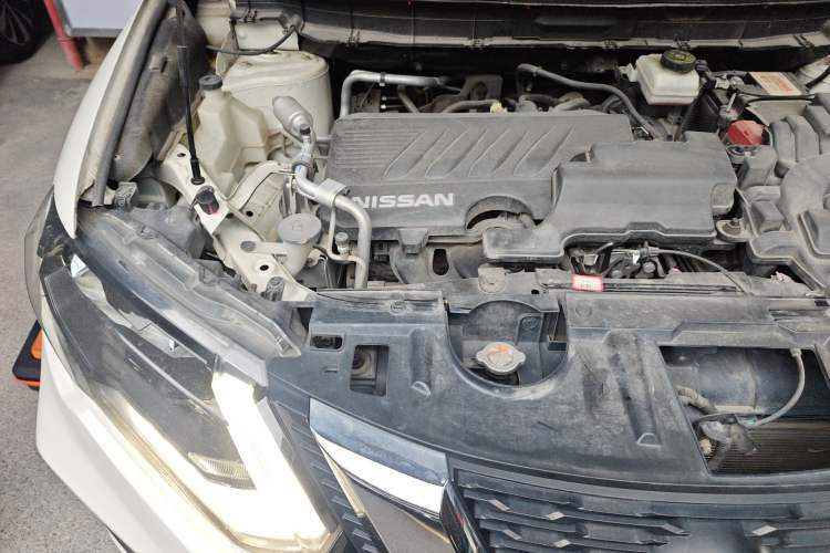 Used Nissan X-Trail 2019 2.0L CVT Comfort Edition 2WD Engine Bay Right