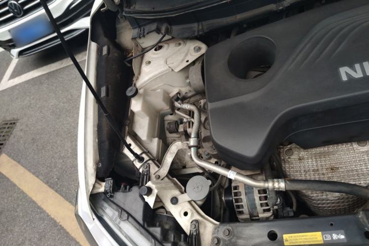Used Nissan X-Trail 2019 2.5L CVT Smart Connect Luxury Edition 4WD Engine Bay Right