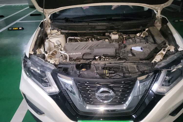 Used Nissan X-Trail 2019 2.0L CVT Comfort Edition 2WD Engine Bay Right